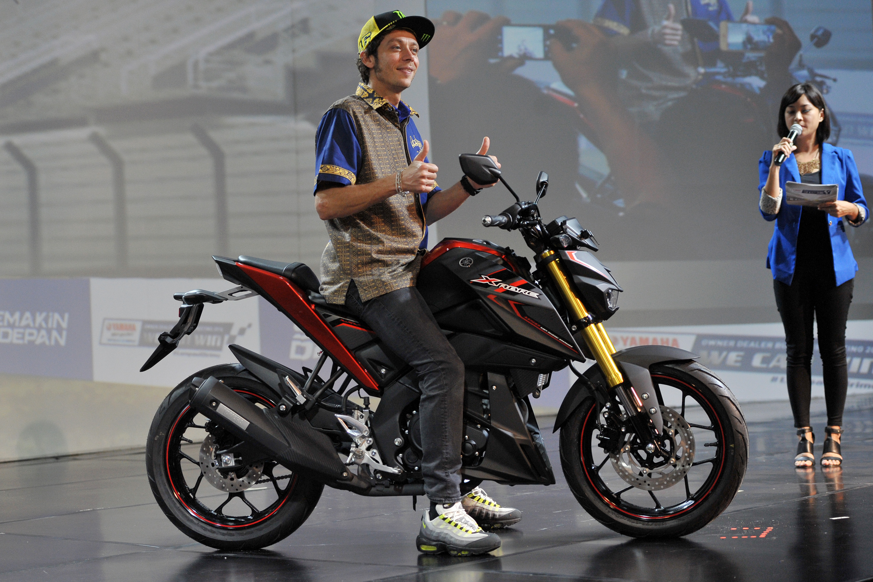 Valentino Rossi Hadiri Peluncuran Motor Baru Yamaha Di Bali