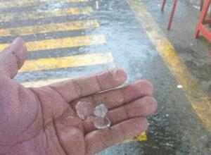 hujan es di bandung_01