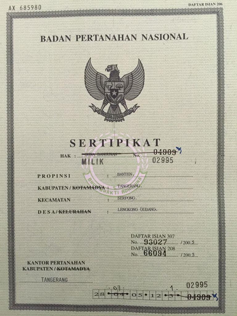 Sertifikat Hak Milik Tanah yang dikeluarkan BPN Kabupaten Tangerang. Padahal status tanah tersebut masih bersengketa dengan pemilik girik sah Rusli Wahyudi.